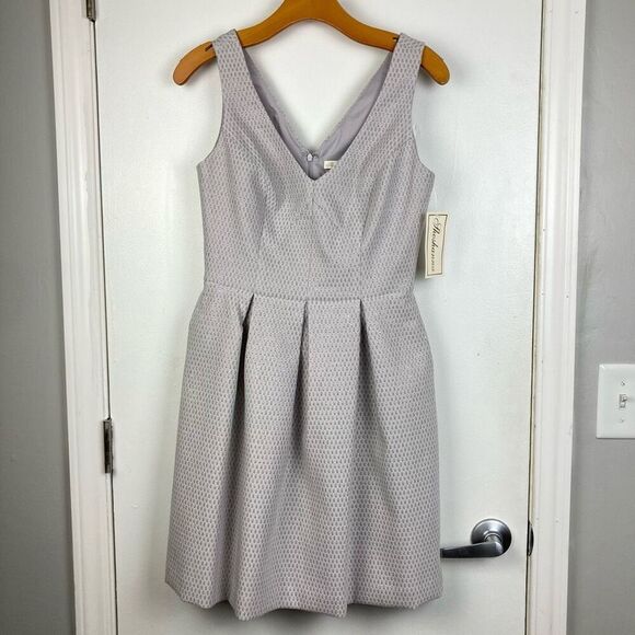 Shoshanna Textured Jacquard Sleeveless V-neck Mini Cocktail Dress Shimmer sz 4 - Picture 1 of 8